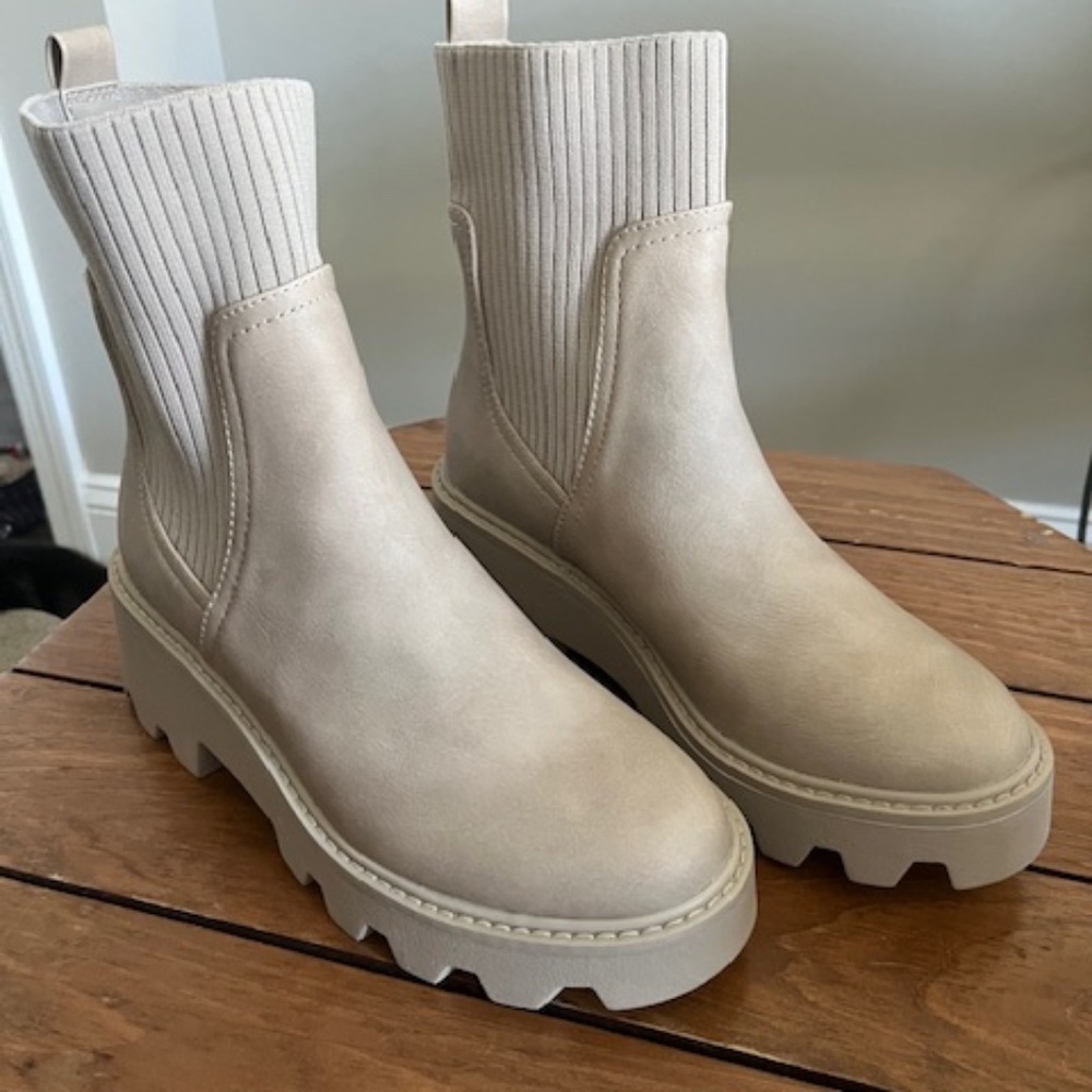 7.5 Villa Lug Bootie/Chelsea Bootie